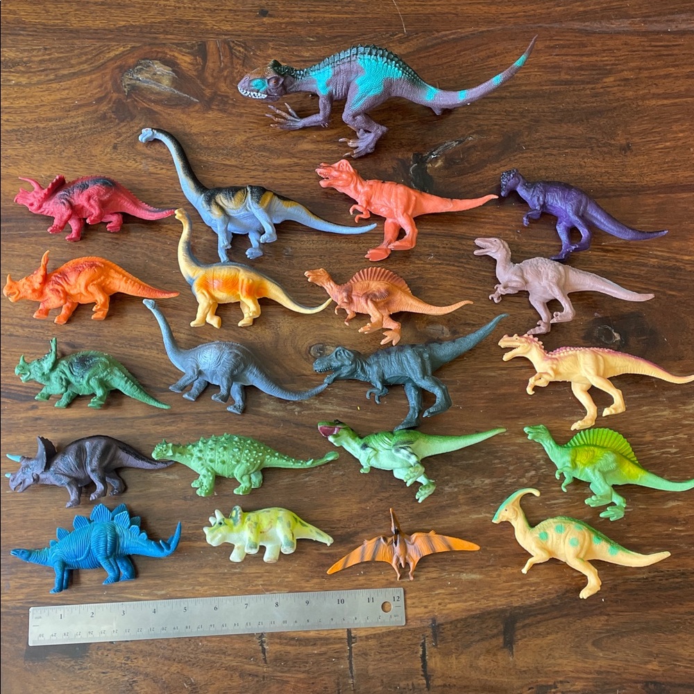 21 Dinosaur Toys Figures T-Rex Stegosaurus Raptor Some Vintage Bundle